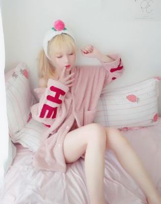 色哺乳xxxxhd牛奶a