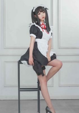 住在隔壁的女孩
