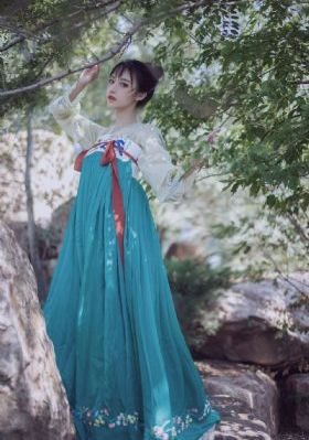 女人的未来是男人